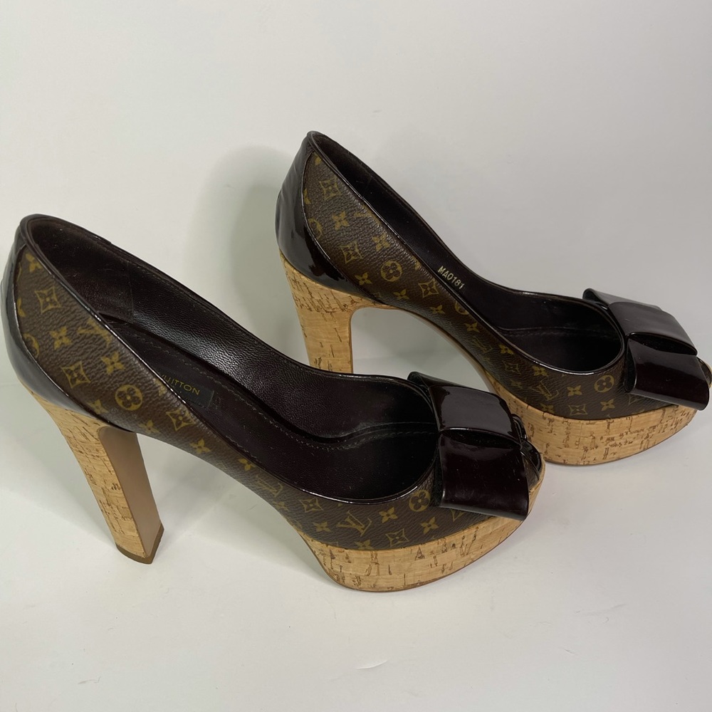 Louis Vuitton Rivoli open toe monogram - Picture 6 of 12